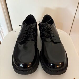 Classic Women’s Oxfords